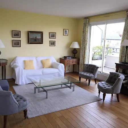 Superb Duplex With Stunning View Of Eiffel Tower Apartment *