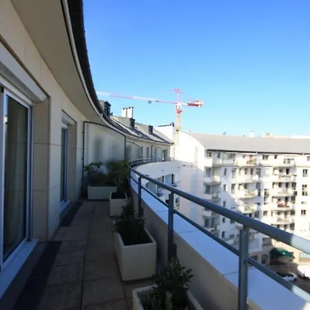 Superb Duplex With Stunning View Of Eiffel Tower Boulogne-Billancourt